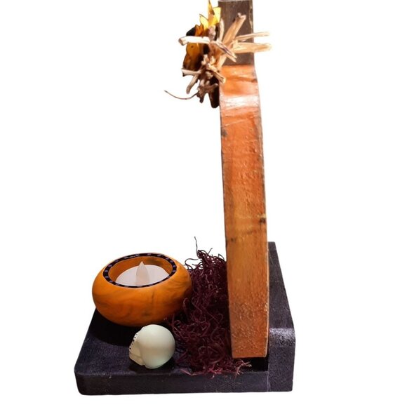 Handmade Halloween Wooden Pumpkin Tea Light Holder With Skull & Faux Candle Tabl - Picture 8 of 13